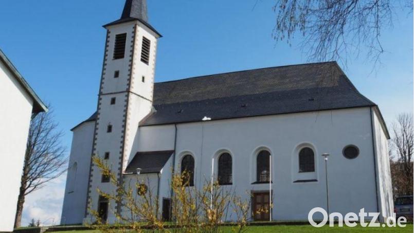 Die Jury für den Europäischen Dorferneuerungspreis machte im Oktober unter anderem an der Kirche auf dem Fahrenberg Halt. Das Ergebnis wird im Frühjahr bekanntgegeben. Archivbild: fvo