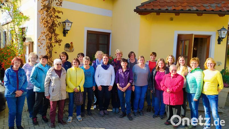 Große Resonanz unter den Mitgliedern fand die Wanderung des Frauenbunds Bad Neualbenreuth nach Hardeck. 21 Teilnehmerinnen (Bild) waren bei der Tour dabei. Bild: KDFB Bad Neualbenreuth/exb