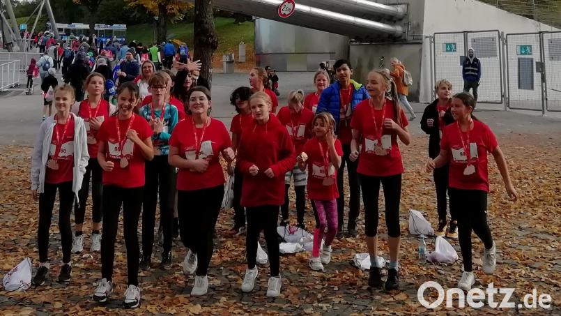 Der Start beim Marathonlauf in München war für die Wiesauer Schüler ein tolles Erlebnis. Bild: Mittelschule Wiesau/exb