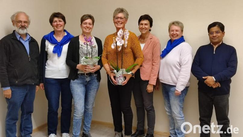 Zahlreiche Mitglieder des Frauenbundes Stulln wurden für ihre langjährige Treue ausgezeichnet. Bild: Ingrid Bauer/exb
