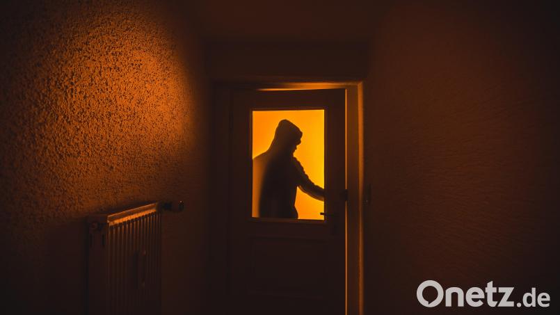Schaden von rund 1000 Euro hinterließ ein Einbrecher in Wunsiedel. Symbolbild: Nicolas Armer/dpa