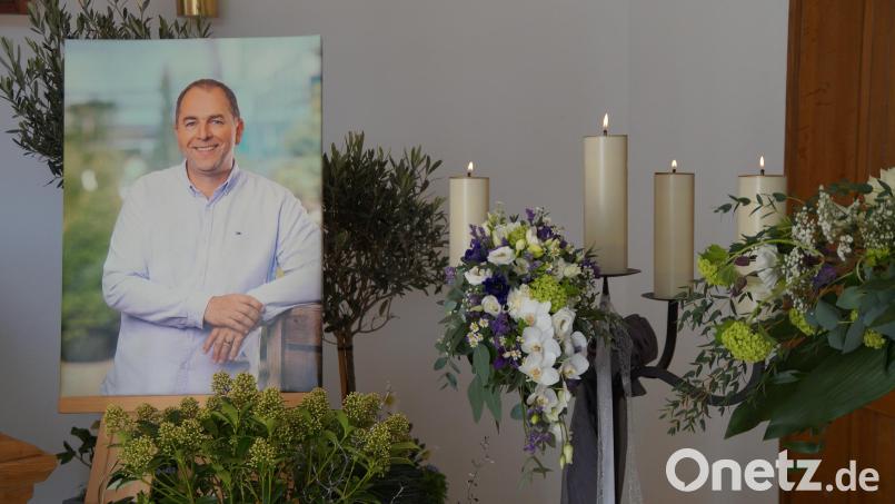 Im Alter von nur 48 Jahren verstarb der Oberviechtacher Geschäftsmann Robert Baumer. Eine große Trauergemeinde gab ihm die letzte Ehre. Bild: wel