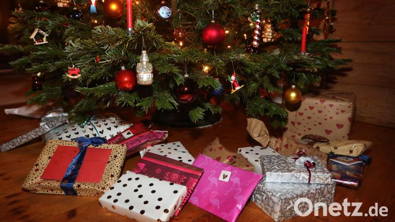 Das Maria-Seltmann-Haus und der Seniorenbeirat wollen heuer an Weihnachten Senioren eine Freude machen. Symbolbild: Karl-Josef Hildenbrand/dpa