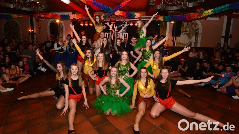 Die Faschingsgarden der Katholischen Jugend versprechen wieder glanzvolle Auftritte bei den Faschingsveranstaltungen. Bild: bey