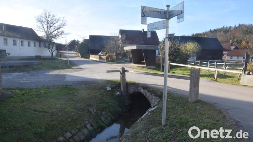 Für den Ortsausbau Lückenrieth waren zunächst 1,3 Millionen Euro veranschlagt. Nun wird die Maßnahme mehr als 800.000 Euro teurer – nicht nur wegen der kleinen Brücke über den Wittschaubach. Archivbild: fz