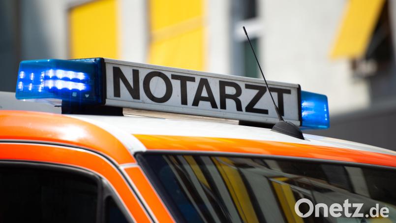 In Ensdorf hat sich ein Rollerfahrer bei einem Unfall schwerverletzt. Bild: Lisa Ducret/dpa