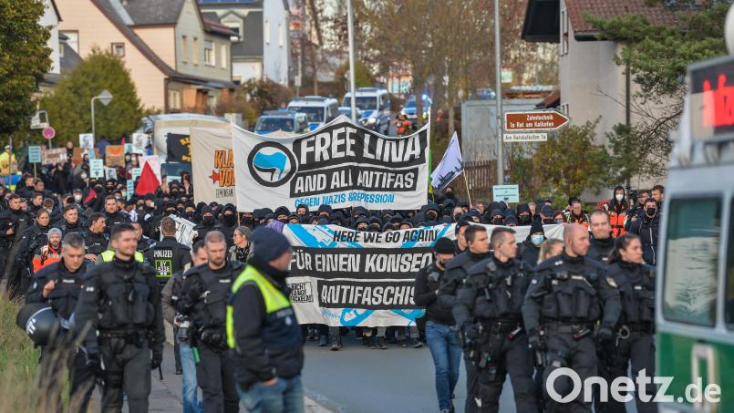 In Wunsiedel bekamen rechtsextreme Demonstranten am Samstag Gegenwind. Bild: Florian Miedl