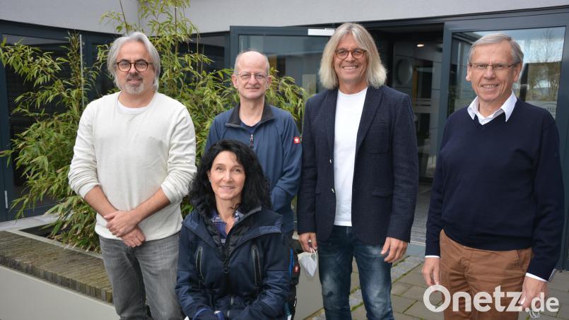Bei dem Gespräch in der Behindertenwerkstätte St. Elisabeth mit dabei waren Behindertenbeauftragte Doris Scharnagl-Lindinger sowie (von links) Maximilian Schmid (Begleitender Dienst), Werkstattrat Stefan Rösch, Behindertenbeauftragter Wolfgang Karbstein und Einrichtungsleiter Dr. Karl G. Kick. Bild: jr
