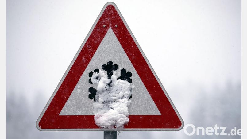 In der Nacht zu Samstag kam es vor allem in Oberfranken zu mehreren Unfällen wegen Glätte und Schnee. Bild: Karl-Josef Hildenbrand/dpa