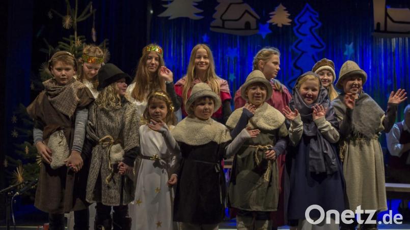 Alle Jahre wieder! Das Amberger Adventssingen findet heuer am 11. Dezember statt. Archivbild: Wolfgang Steinbacher