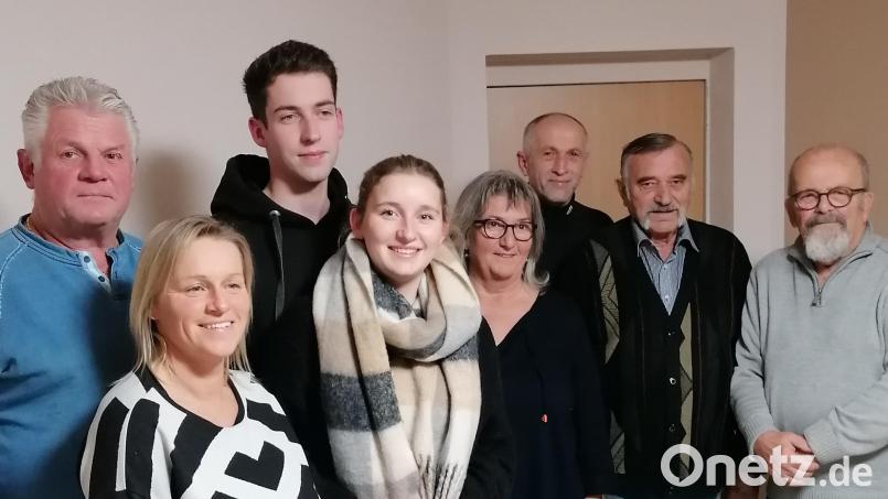 Die Haidweiherschützen haben eine neue Führungsmannschaft (von links): Ulrich Horst, Heike Metzner, Fabian Haas, Luisa Metzner, Monika Haas, Josef Haas, Hans Horst und Max Grosch. Bild: exb