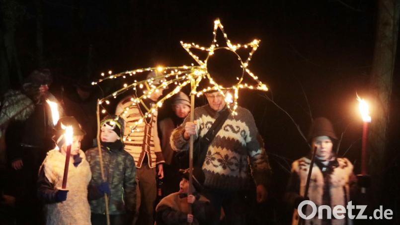 Der Stern von Bethlehem: Ihm folgten einst die Hirten, ihn folgen am 17. Dezember auch die Besucher der 33. Waldweihnacht in Sorghof. Archivbild: Ertl, Willi