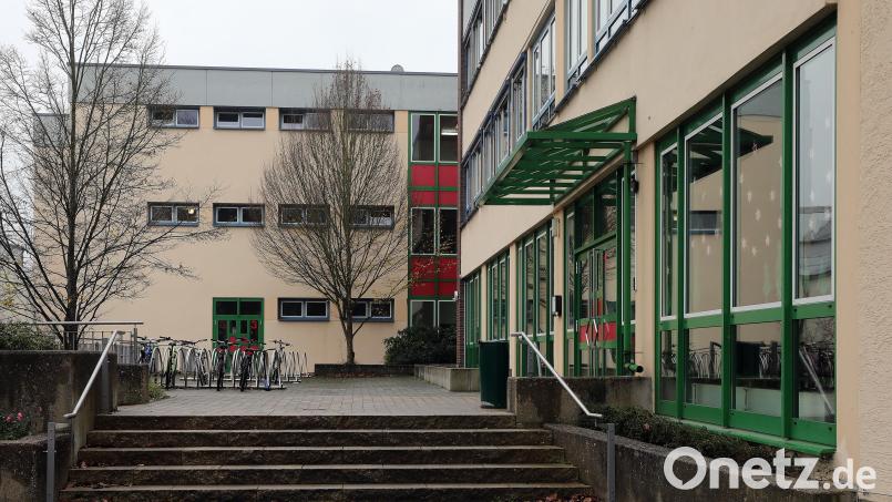 An der Grund- und Mittelschule in Auerbach soll es künftig eine halbe Stelle für die Jugendsozialarbeit geben. Bild: Wolfgang Steinbacher
