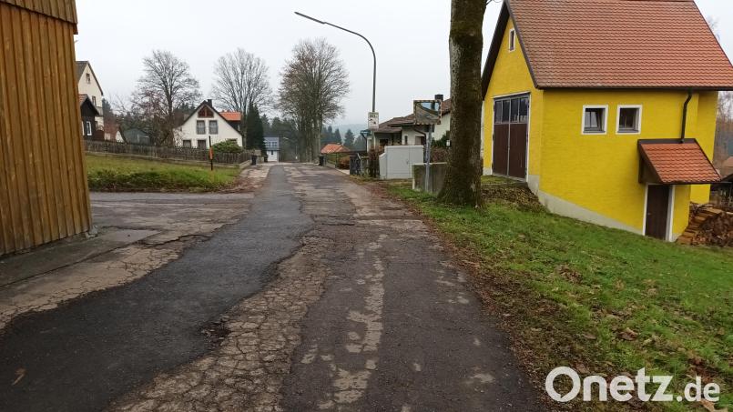 Als eines der Projekte steht die Instandsetzung der Ortsstraße in Neudorf bevor. Bild: pi