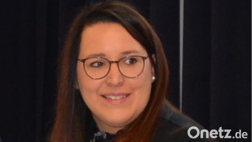 Geschäftsführerin des Kreisjugendrings Tirschenreuth (KJR), Sandra Schug, präsentierte das Jahresprogramm 2023. Bild: ak