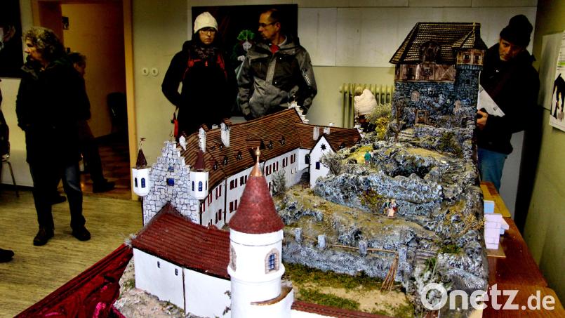 Der maßstabsgetreue Nachbau des Neidsteiner Schlosses zog die Blicke der Besucher auf sich. Bild: ds