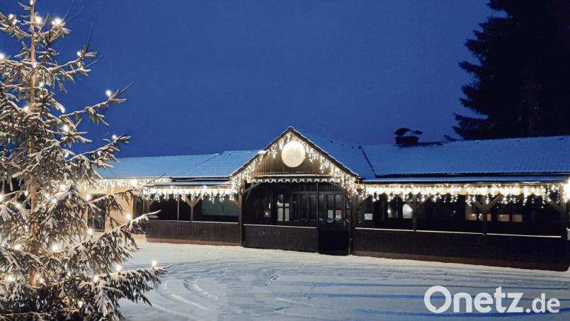 Bei der Fischerhütte ist am Samstag, 10. Dezember, einiges geboten. Bild:  Fischereiverein Stiftland/exb