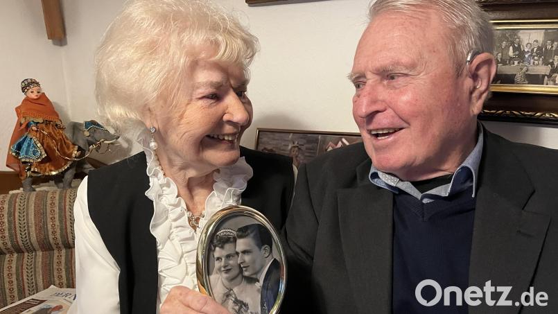 70 Jahre lang sind Lothar und Elisabeth Deutschländer verheiratet. An diesem 22. November 2022 feiern sie ihre Gnadenhochzeit. Bild: wes