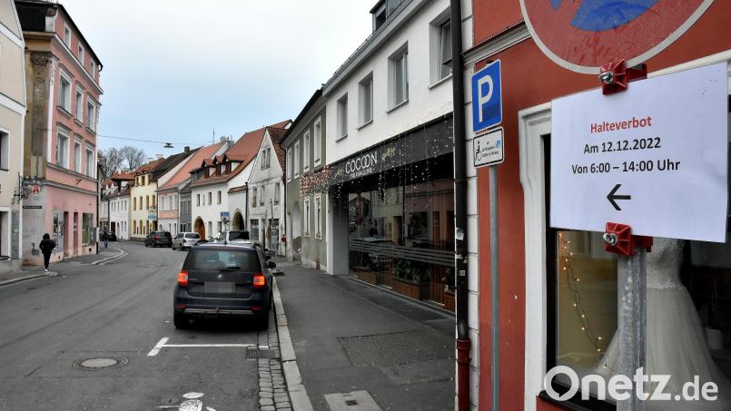In der Oberen Nabburger Straße (Ecke Münzgäßchen) kommt es am Montag zu Beeinträchtigungen des Straßenverkehrs. Bild: Stephan Huber