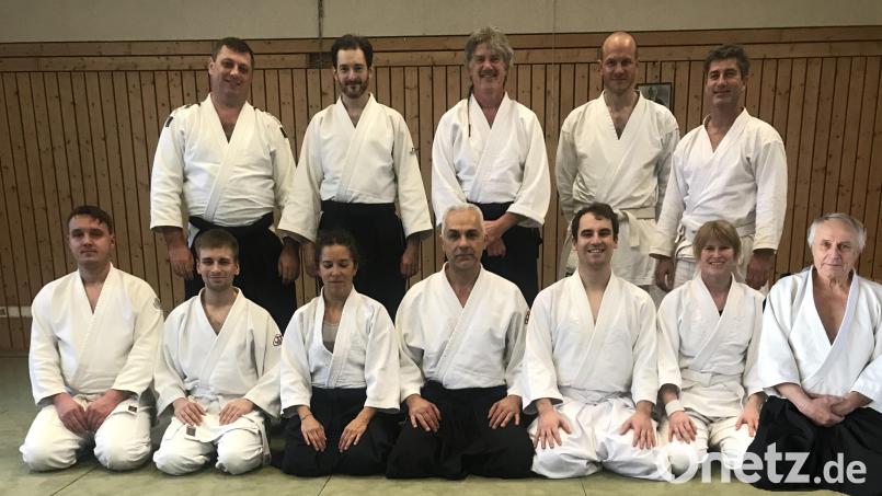 Die Trainingsgruppe mit den Teilnehmern und Lehrgangsleiter Werner Winkler (rechts) Bild: Margret Schels/exb