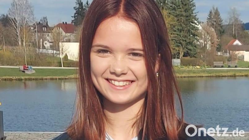 Die 14-jährige Flosserin Hannah Winkler ist das Christkind 2022 Bild: omu