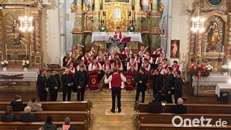 Adventskonzert der Blaskapelle Weiding Bild: Eva Horn/exb