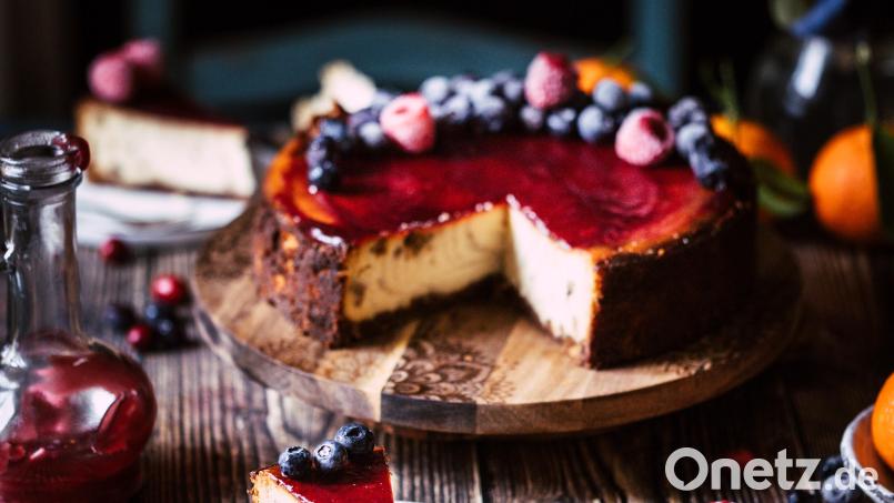 Einer der vielen "Wunderbaren Winterkuchen" aus dem Buch von Belinda Hausner: Christmas Cheesecake. Bild: Belinda Hausner/exb
