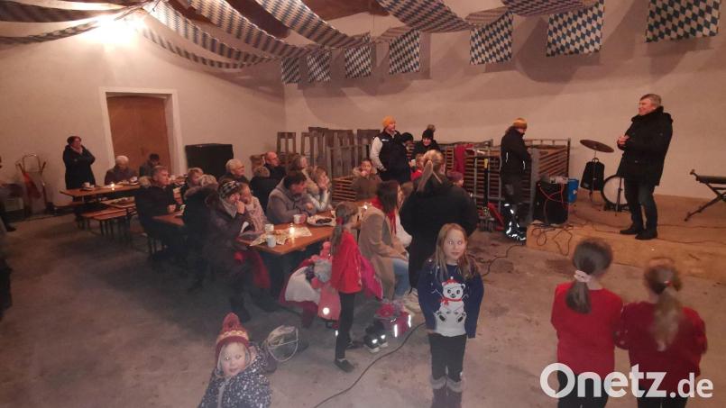 Zum Seniorentreffen in Eslarn kam ein generationsübergreifendes Publikum. Bild: gz