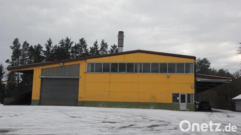 Die Trocknungsanlage und der Grund in der Rothenbürger Straße in Tirschenreuth sollen verkauft werden. Die Genossenschaft kann erst dann aufgelöst werden, wenn sie nichts mehr besitzt. Bild: kro