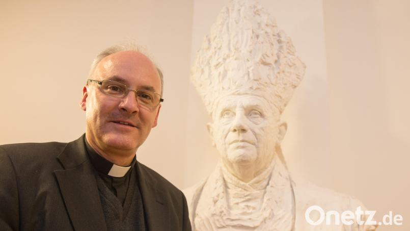 Der Regensburger Bischof Rudolf Voderholzer ist Leiter des Instituts Papst Benedikt XVI. in Regensburg. Archivbild: Armin Weigel/dpa