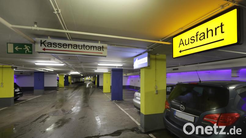 Auch in der Altstadtgarage am Bahnhof in Amberg wird das Parken teurer. Bild: Wolfgang Steinbacher