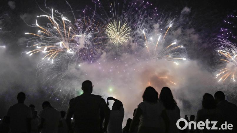 Die Feinstaubbelastung der Luft verschlechtert sich nach Feuerwerken. Symbolbild: Matias Delacroix