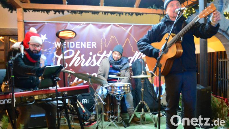 Das Trio "I Cantautori" kommt am 3. Februar nach Weiden zur ersten "Live Stage" in 2023. Bild: Kunz