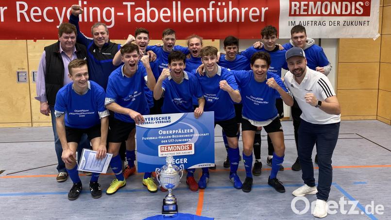 Die U17 der SpVgg SV Weiden ist neuer Futsal-Bezirksmeister. Bild: exb