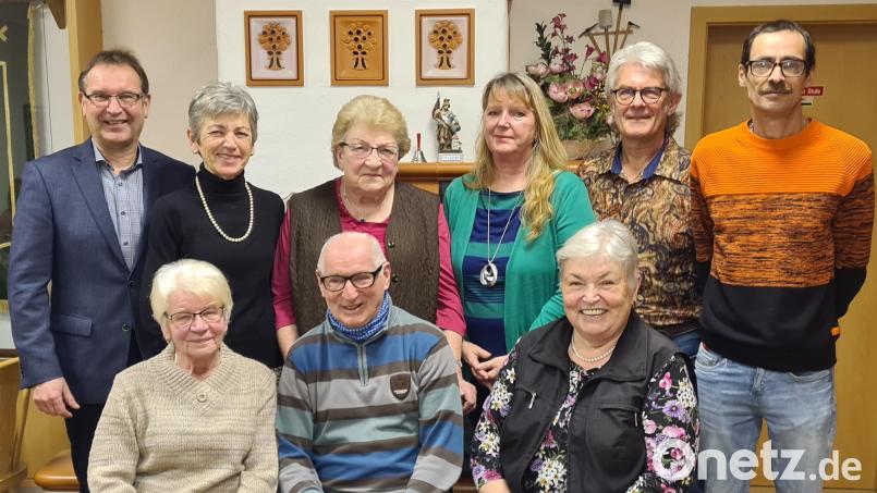 Bei einer außerordentlichen Mitgliederversammlung wurde ein neuer Vorstand des Pfreimder Ortsvereins der Arbeiterwohlfahrt gewählt. Bild: Maria Ostler-Scharl/exb