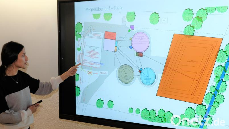 Bei der Präsentation der Kläranlagenplanung im Marktgemeinderat Kirchenthumbach durch Projektingenieurin Zahra Alipur gibt es einige Überraschungen – und Schreckensmeldungen. Bild: do