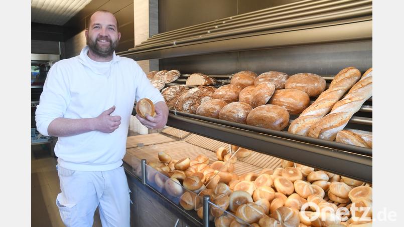 Thomas Reuter hat in der Pressather Straße in Weiden eine neue Bäckerei aufgemacht. Bild: Gabi Schönberger