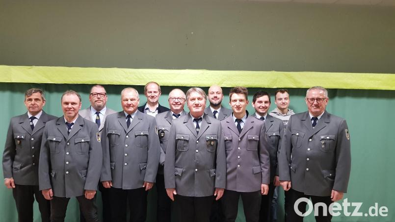 Neuwahlen standen im Mittelpunkt der Jahreshauptversammlung der Soldaten- und Reservistenkameradschaft Neunaigen. Das Bild zeigt den neuen Vorstand. Bild: Krös/exb