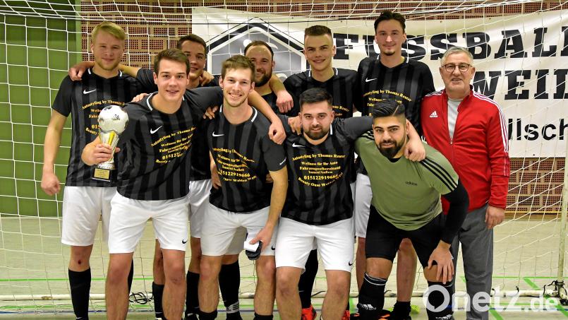 Die Siegermannschaft des gastgebenden VfB Rothenstadt. Bild: Rainer Rosenau