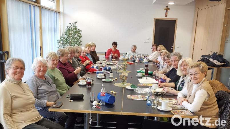 Die Frauen der Hutzastub&#039;n Café Mitte. Bild: Elisabeth Heider/exb
