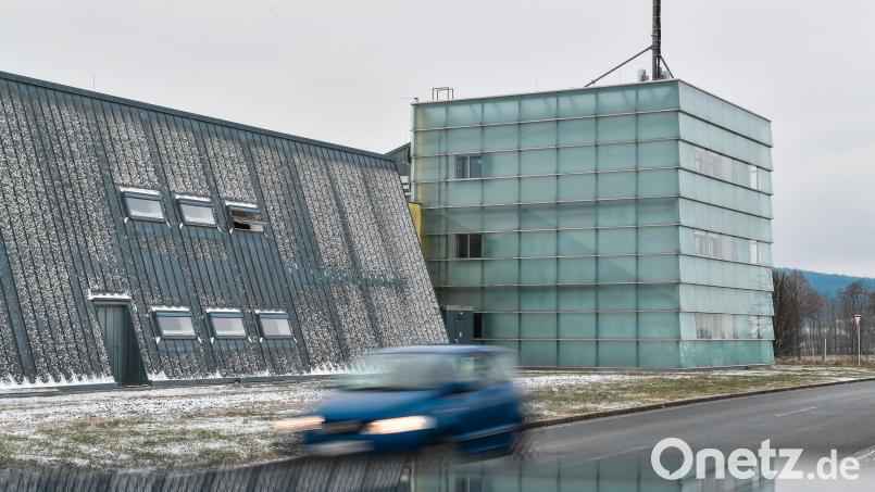 Das Ost-West-Kompetenzzentrum wirkt architektonisch nach wie vor modern, obwohl das Gebäude schon mehr als 20 Jahre alt ist. Bild: Florian Miedl/fph