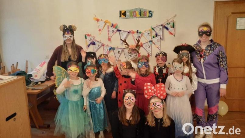 Die Kinder kamen in bunten Faschingskostümen ins Pfarrgemeindehaus zum &quot;Kolibri&quot;-Kinderfasching. Bild: soj