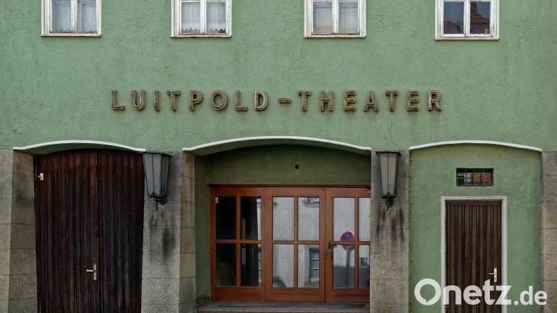 Mit der Revitalisierung des Luitpold-Theaters in Tirschenreuth ist das Architekturbüro Brückner &amp; Brückner beauftragt. Die Planer wollen viele der ursprüngliche Merkmale des Gebäudes bewahren. Bild: tr