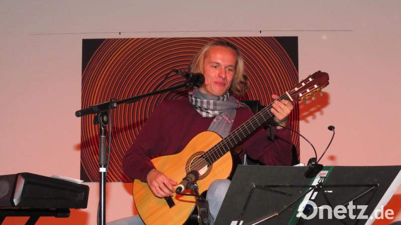 Matze Wolf hat sein Debütkonzert im Kunsthaus Waldsassen absolviert und übernimmt die Festivalbühne am Spätnachmittag. Bild: ubb