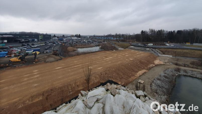 Der Bau der Ortsumfahrung von Waldershof ist derzeit das zweitgrößte Verkehrsbauprojekt in Bayern. Bild: kaz