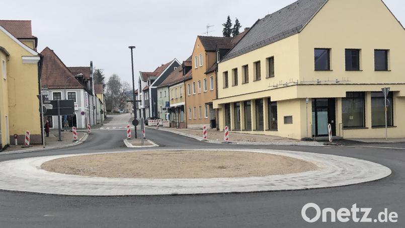 Die Arbeiten am Jobplatz gehen am Montag, 27. Februar, weiter. Die Umleitungen sind ausgeschildert. Bild: sns