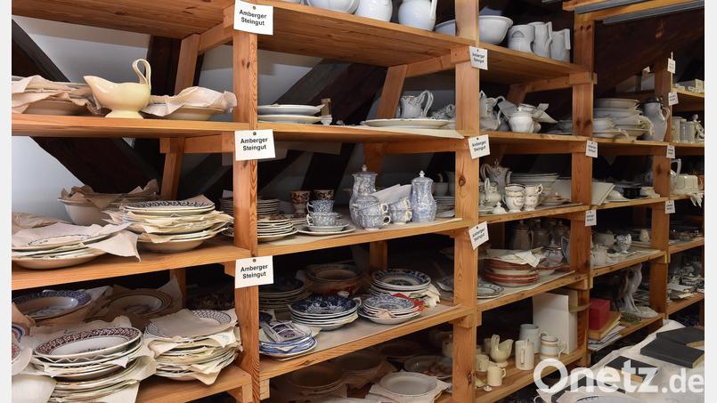 Der Dachboden des historischen Baustadels. Hier bewahrt das Stadtmuseum einen Großteil seiner Depot-Stücke auf. Bild: Stephan Huber