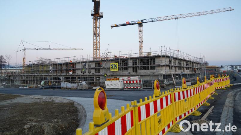 Der Neubau der Realschule Kemnath ist das mit Abstand größte Projekt des Landkreises Tirschenreuth für die nächsten Jahre. Inzwischen liegen die Kosten bei 73 Millionen Euro. Bild: kaz