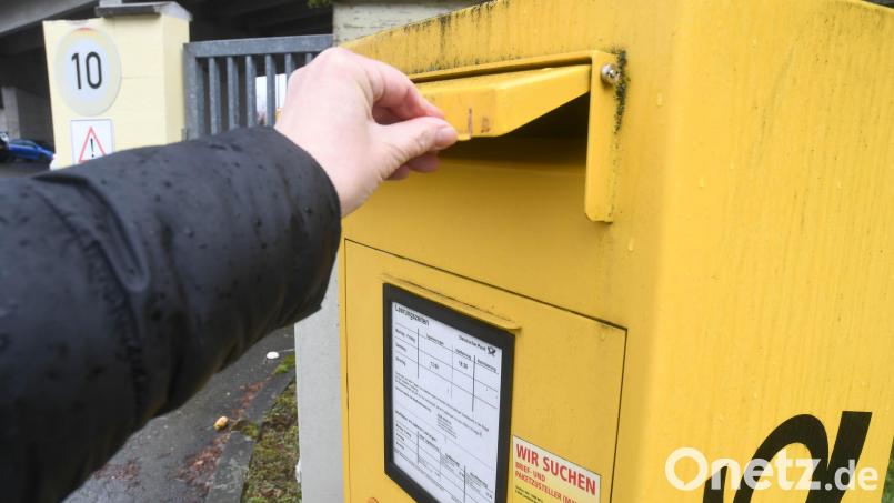 Bürger, Behörden und Unternehmen müssen sich auf Verzögerungen bei der Postzustellung einstellen. Bild: Gabi Schönberger