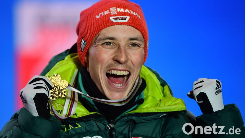 Eric Frenzel freut sich 2019 in Seefeld über seine Goldmedaille. Archivbild:  Hendrik Schmidt/dpa